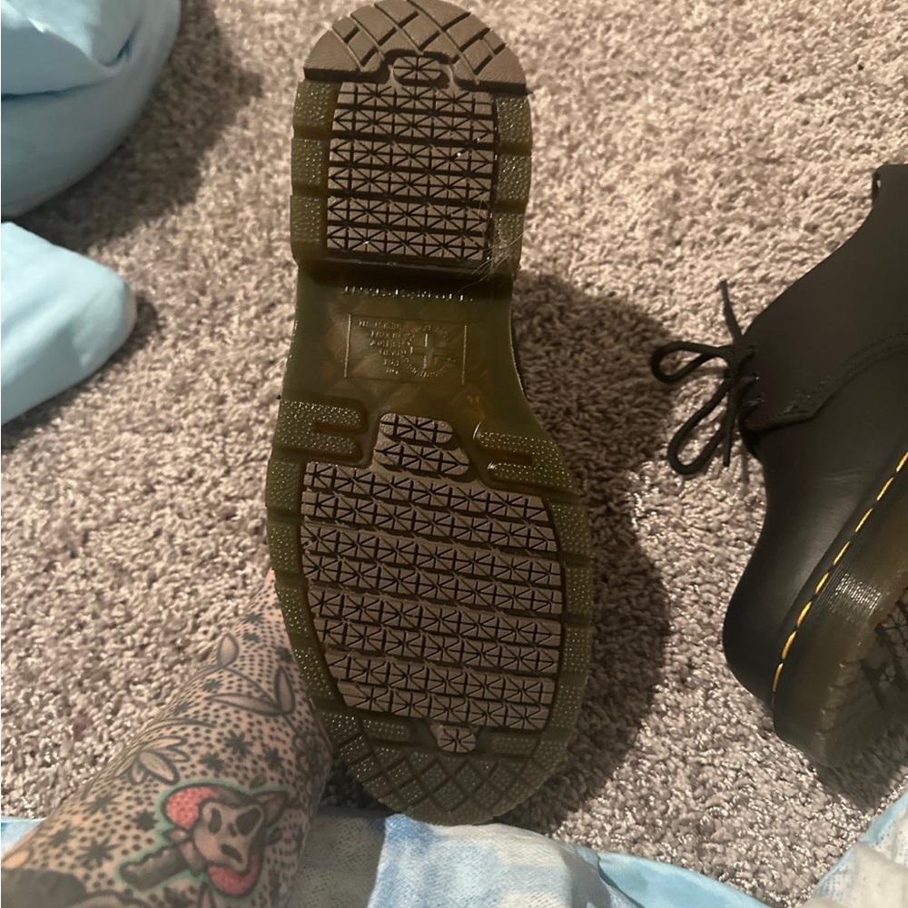 Dr Martens Smiths size 10W - Picture 2 of 3
